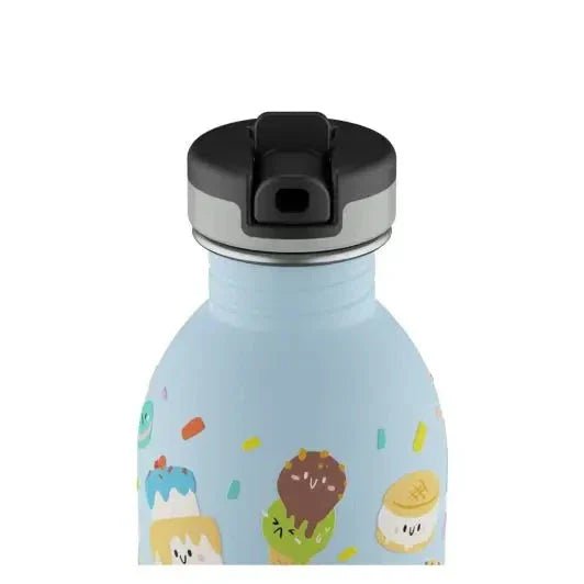 24Bottles Urban Drikkeflaske Barn 250 ml Sweet Friends i rustfritt stål med svart tut, nærbilde av tuten