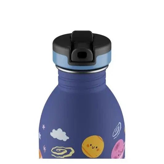 24Bottles Urban Drikkeflaske Barn 500 ml Space Friends i rustfritt stål, nærbilde av lokket