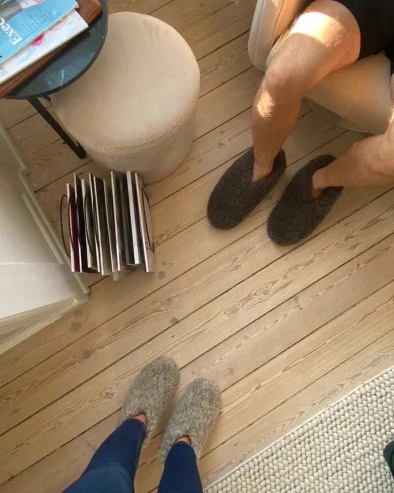 The Cozy Sheep Uldhjemmesko – Mørkegrå (Lav model)