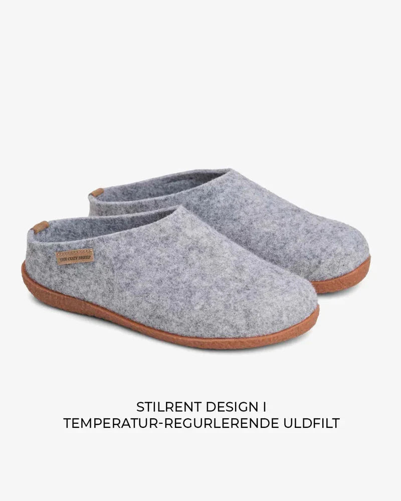 The Cozy Sheep Tøffel med gummisål – Lysegrå