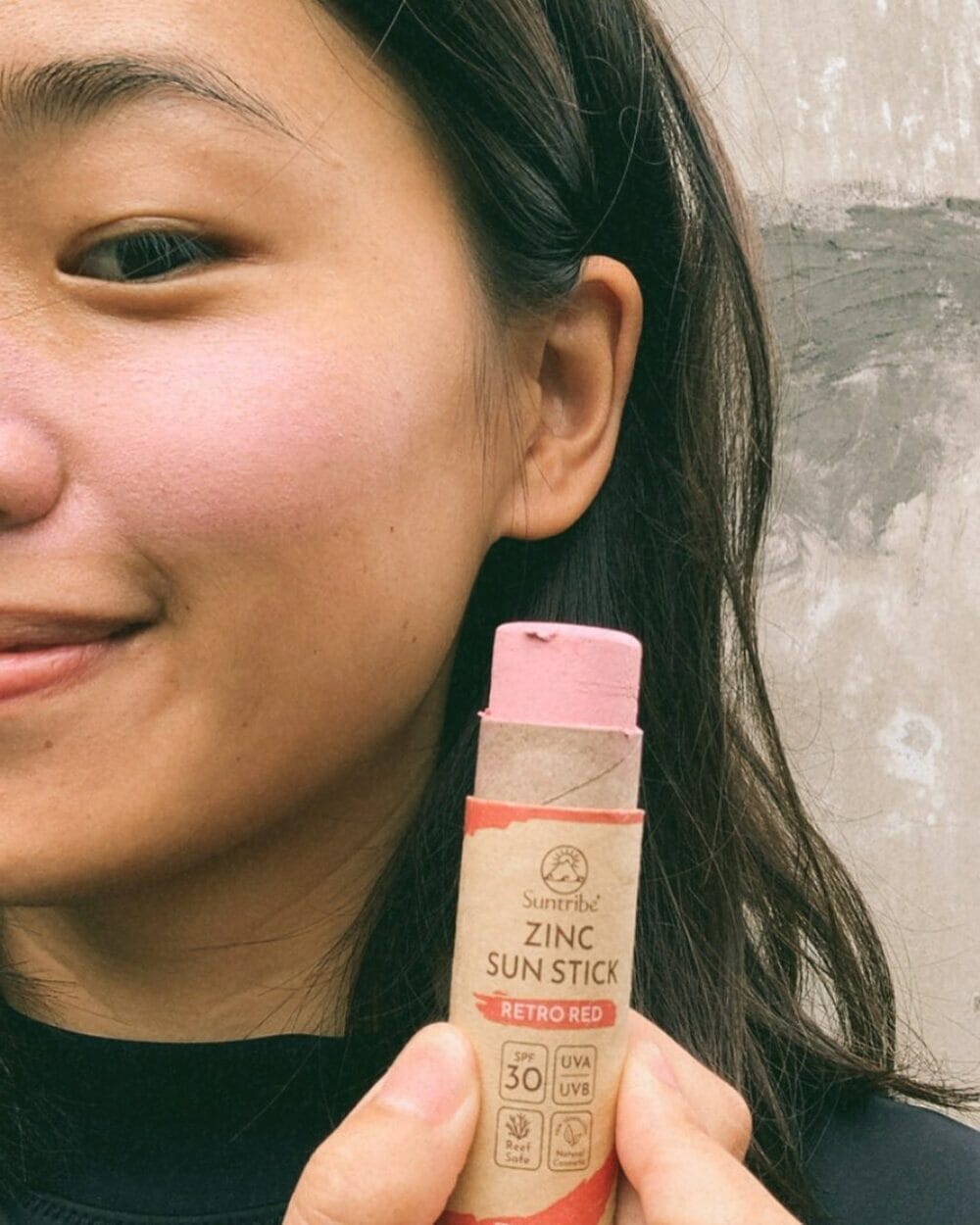 Suntribe Natural Mineral Zinc Sun Stick SPF 30 - Retro Red - Suztain.no