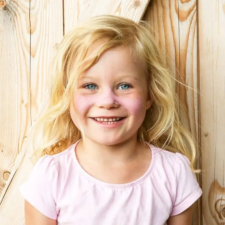 Suntribe Natural Mineral Zinc Sun Stick SPF 30 - Retro Red - Suztain.no