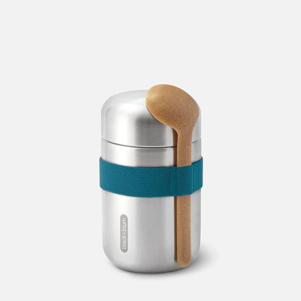 black+blum mattermos 400ml Ocean i rustfritt stål, sett forfra med skje og stropp