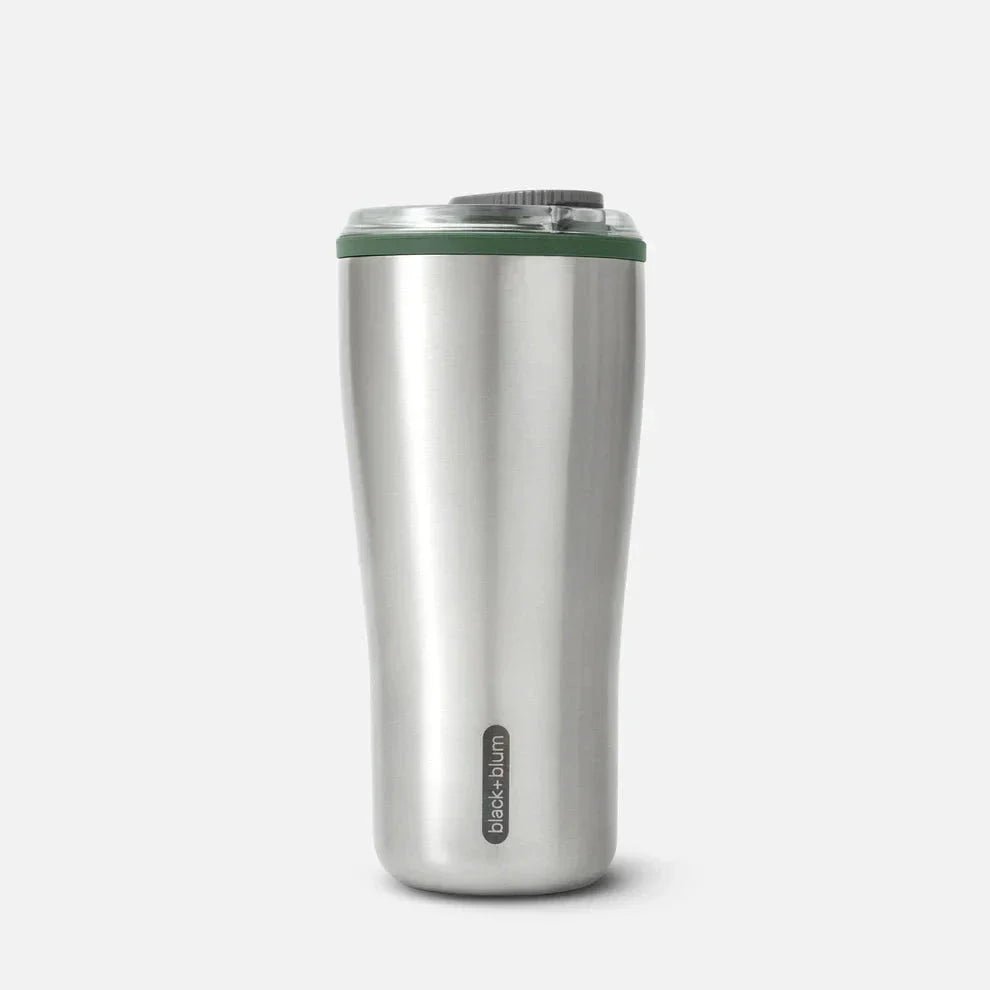 Black+Blum Termokopp Tumbler Ocean i rustfritt stål, sett forfra med grønn kant på lokket
