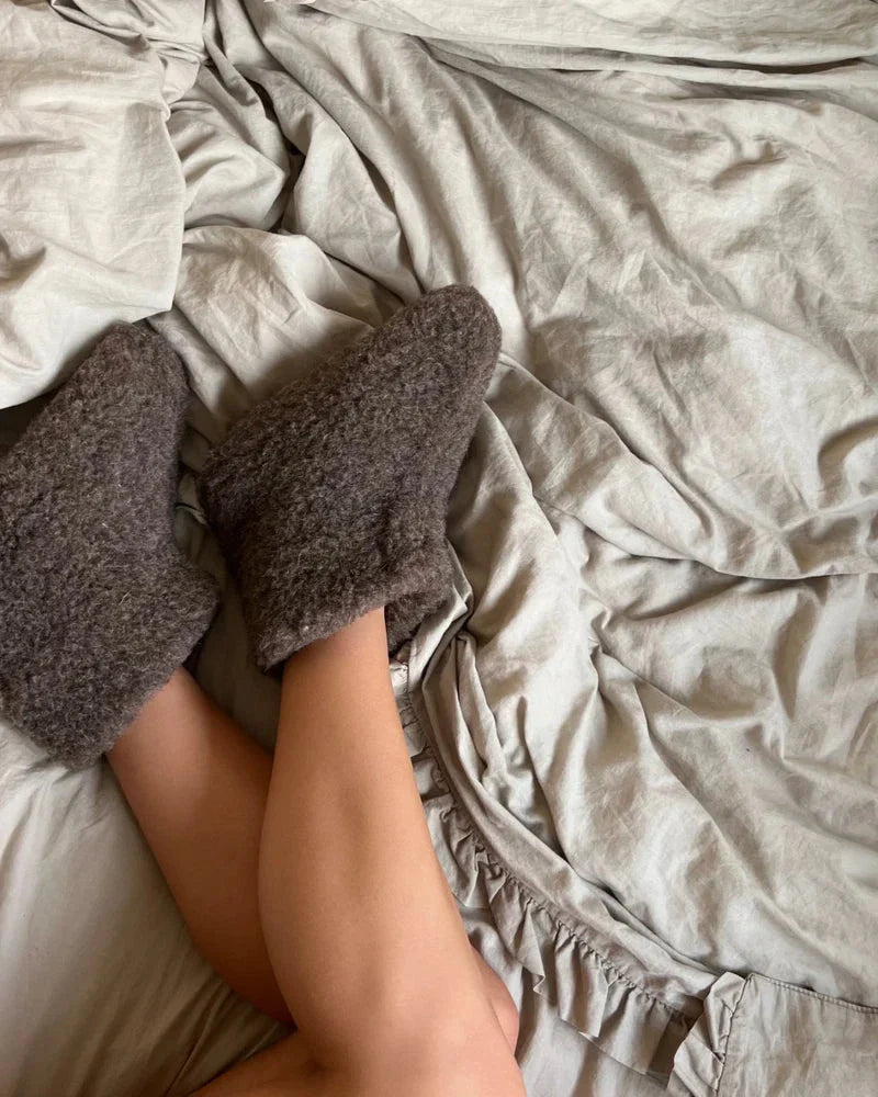 The Cozy Sheep Uldhjemmesko – Mørkegrå (Høj model)