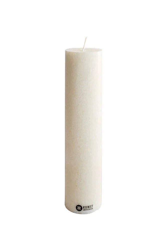 Kunstindustrien kubbelys 25 cm White i olivenvoks, sett forfra med veke på toppen