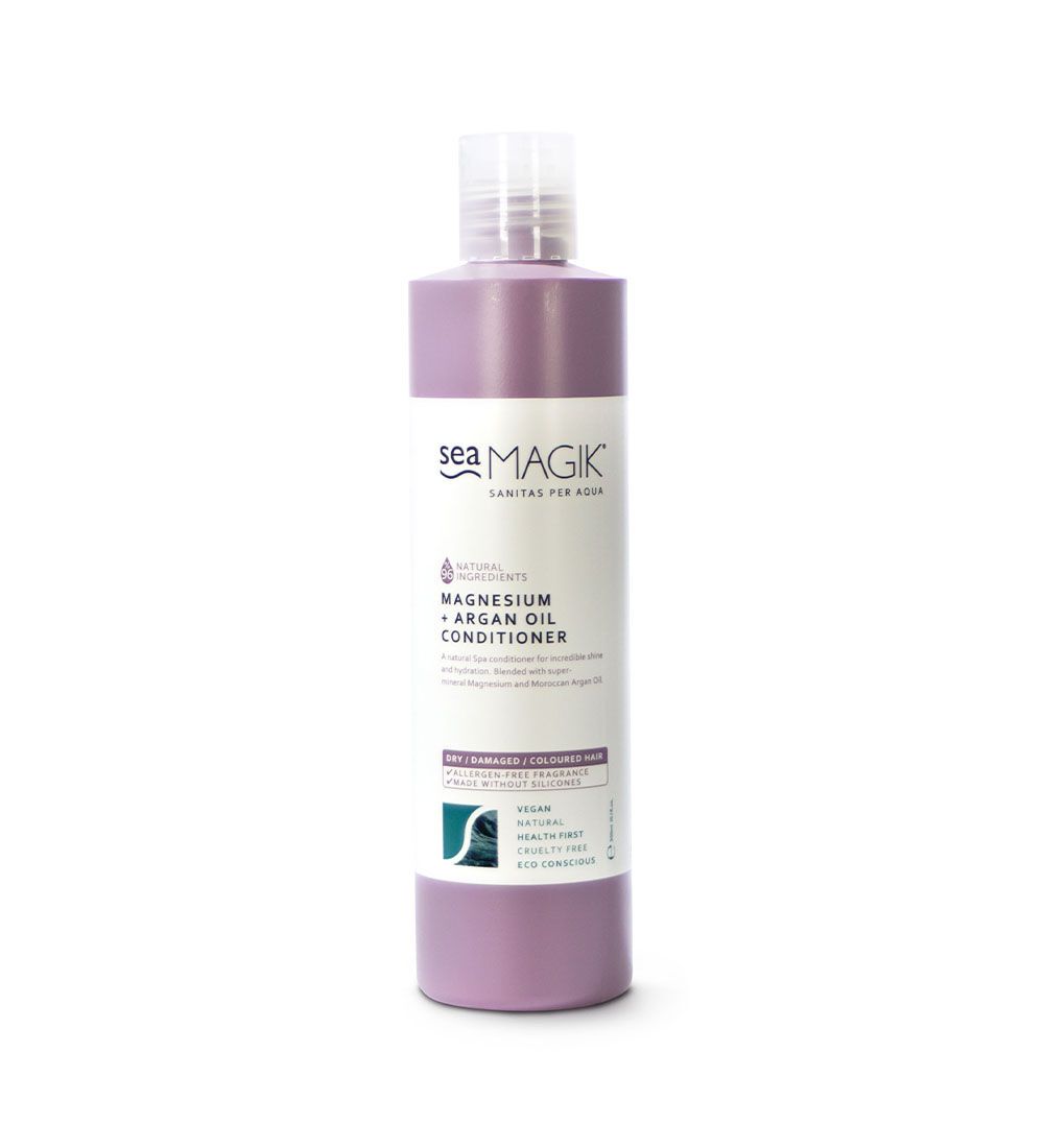 Sea Magik balsam Magnesium og Argan 300 ml lilla i plastflaske, sett fra siden med hvit bakgrunn