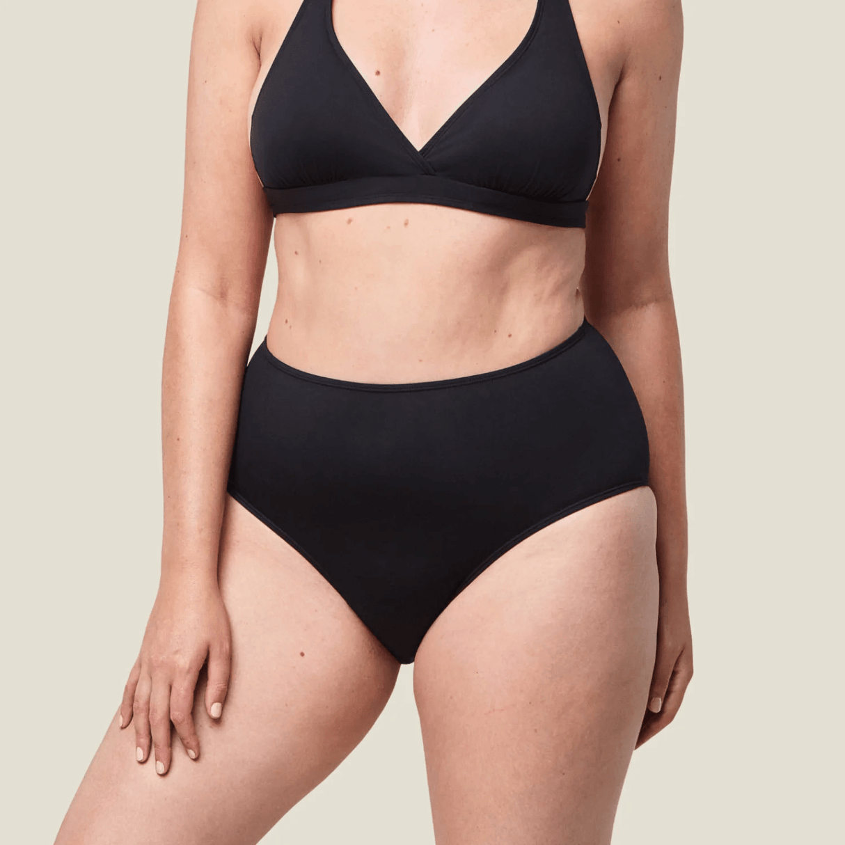 WUKA Bikini Swim Menstruse - High Waist - Sort - Suztain.no - 4