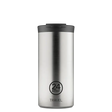 Sølvfarget termokopp i rustfritt stål med svart lokk og teksten '24Bottles TRAVEL' på forsiden. Koppens overflate er børstet, og designet er sylinderformet og minimalistisk.