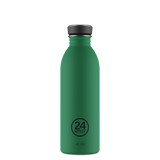 24Bottles Urban Bottle 500 ml Emerald Green i rustfritt stål, sett forfra med logo og tekst