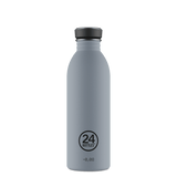 24Bottles Urban drikkeflaske 500 ml Formal Grey i rustfritt stål, sett forfra med logo og tekst