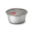 Rund stor matboks Black+Blum(950 ml) i rustfritt stål, med lekkasjesikkert lokk og rød ventil for damp. Lett og robust- perfekt for turer!