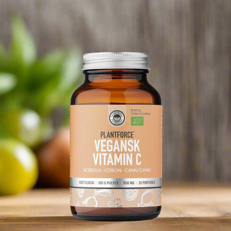 Bilde av Plantforce Vitamin C Complex Pulver (100 g) i brunt glass, med acerola, Camu Camu, sitron og appelsin – et økologisk, skånsomt produsert kosttilskudd for naturlig daglig C-vitaminstøtte.