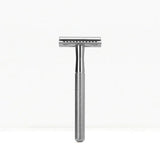 Bambaw barberhøvel med holder Silver i metall, sett rett forfra på hvit bakgrunn