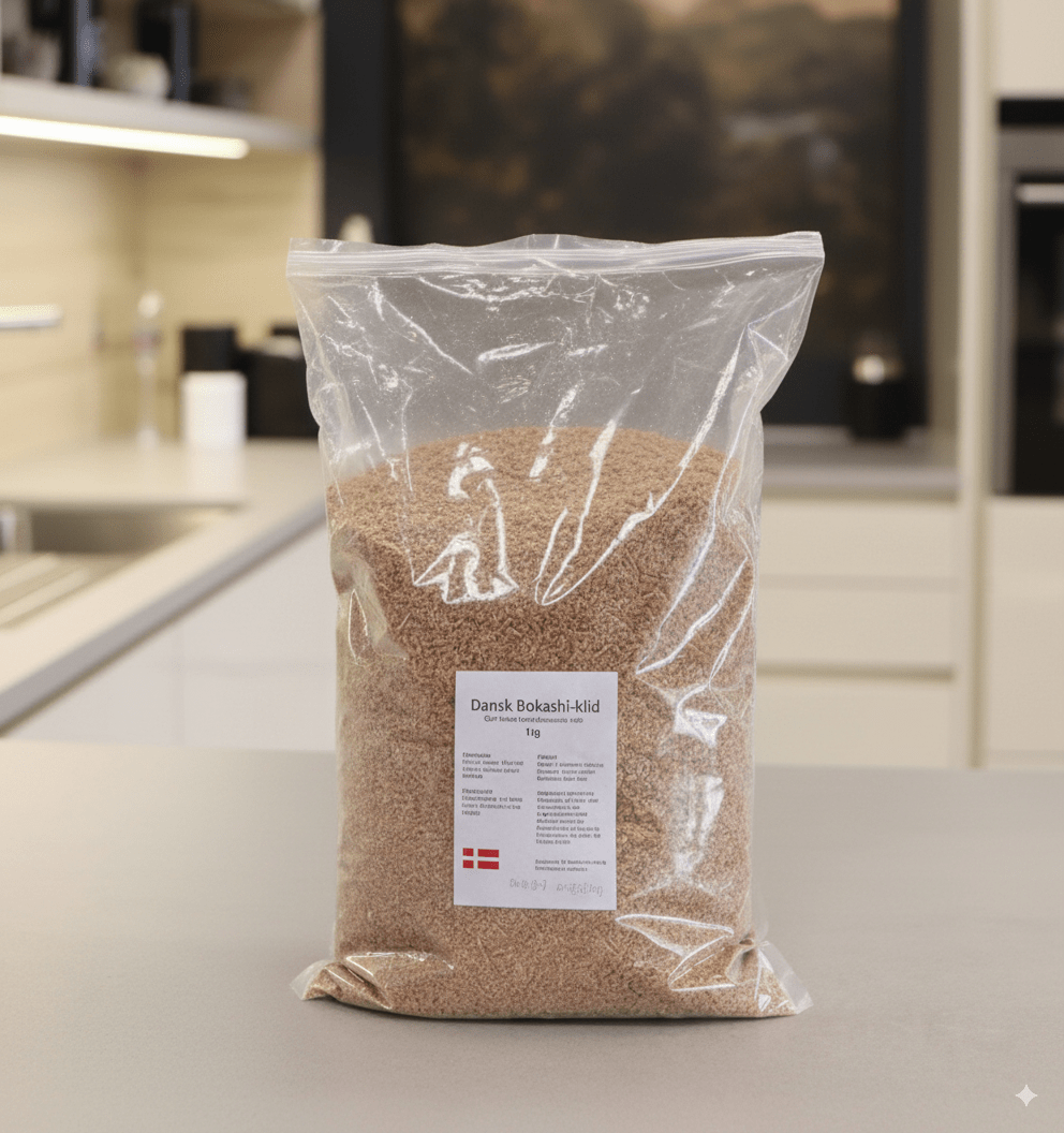 Bokashi Bokashistrø 1kg i gjennomsiktig plastpose på kjøkkenbenk