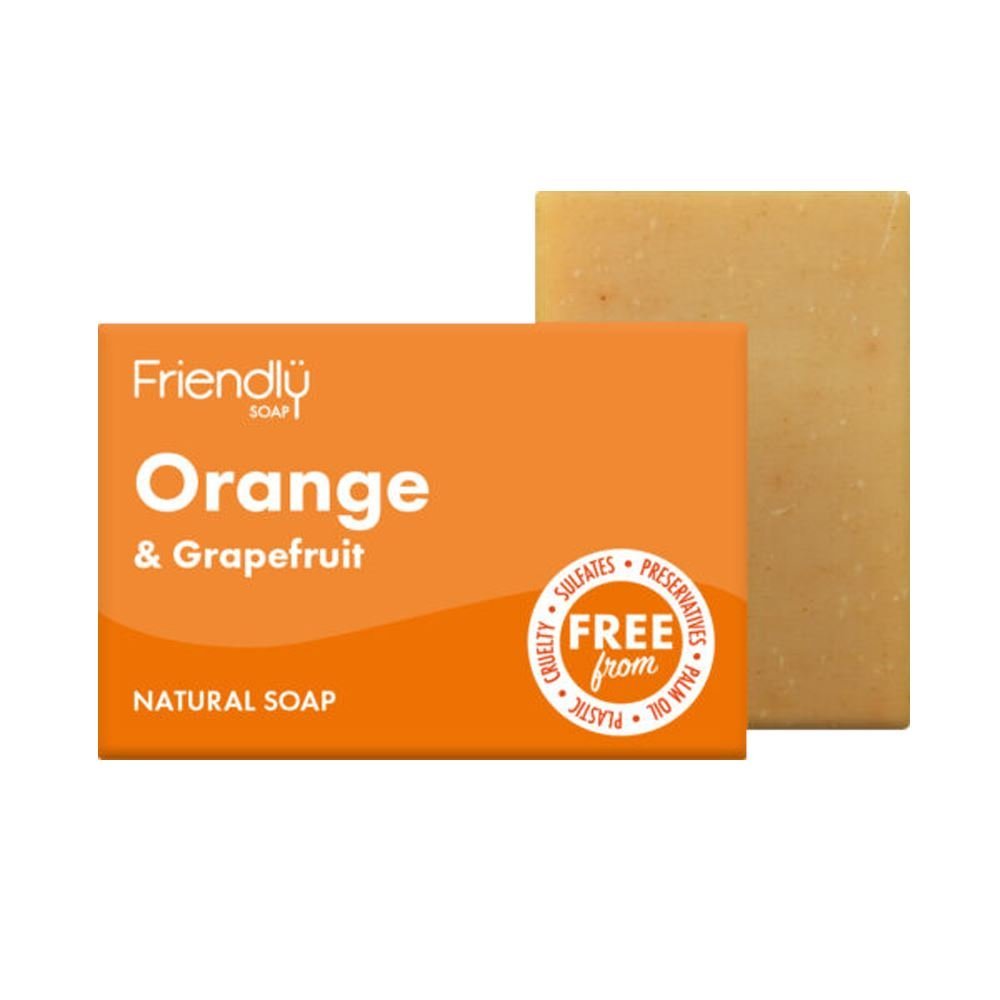 Friendly Soap såpestykke Appelsin & Grapefrukt 95g i oransje emballasje og såpestykke side om side