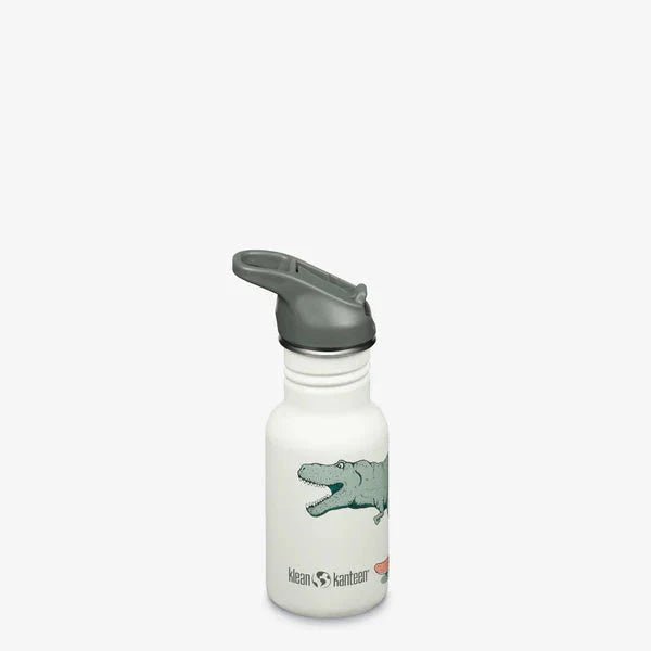 Klean Kanteen Drikkeflaske Barn 355ml Sports Cap Dino Skate i rustfritt stål, sett fra siden Suztain.no