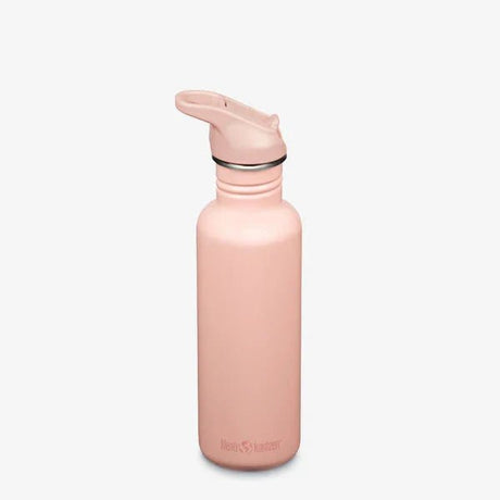 Klean Kanteen Classic drikkeflaske 800ml Peach Parfait i rustfritt stål, sett fra siden med lokk