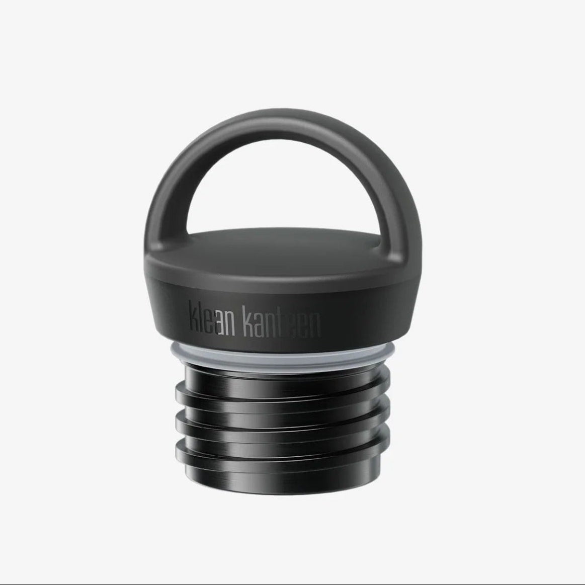 Klean Kanteen Classic Arch Loop Cap i svart polypropylen, sett forfra med hvit bakgrunn