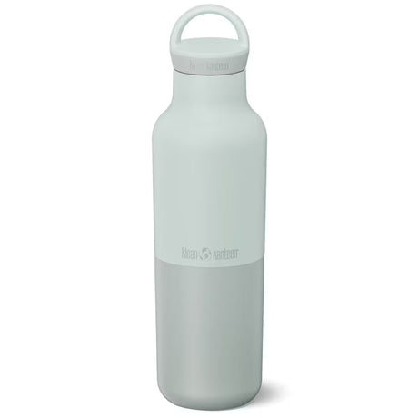 Klean Kanteen Termoflaske 592 ml i Barely Blue i rustfritt stål, sett forfra med håndtakslokk