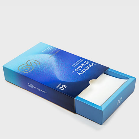 Laundry Sheets tøyvask 60 ark Ocean Breeze i blå eske med delvis åpen klaff