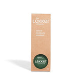 The Lekker Company deodorant Woodland i mørkegrønn pappemballasje, sett forfra med hvit bakgrunn