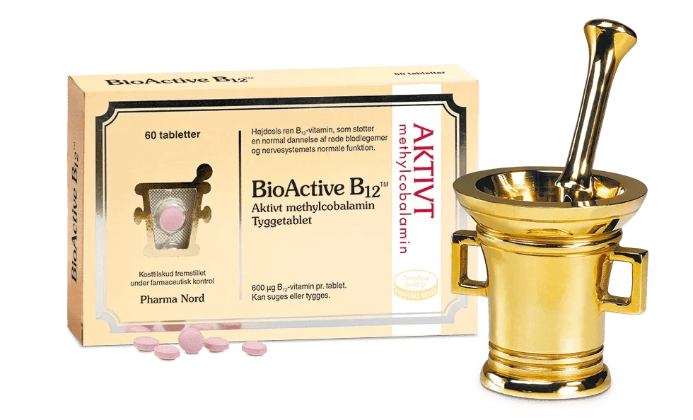 Pharma Nord BioActive B12 methylcobalamin, eske med 60 tyggetabletter og rosa tabletter foran