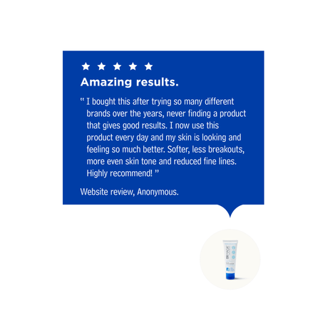 Sea Magik Rich Moisturiser 75 ml hvit i plast, med blått lokk og en anmeldelse i en blå tekstboble