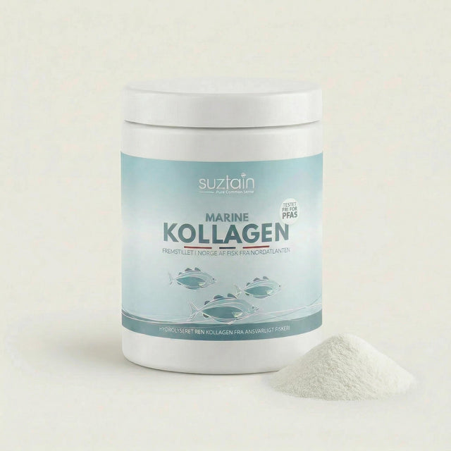 Suztain Marine Collagen 300 gram Natural i plast med pulverhaug ved siden av, sett forfra på hvit bakgrunn Suztain.no